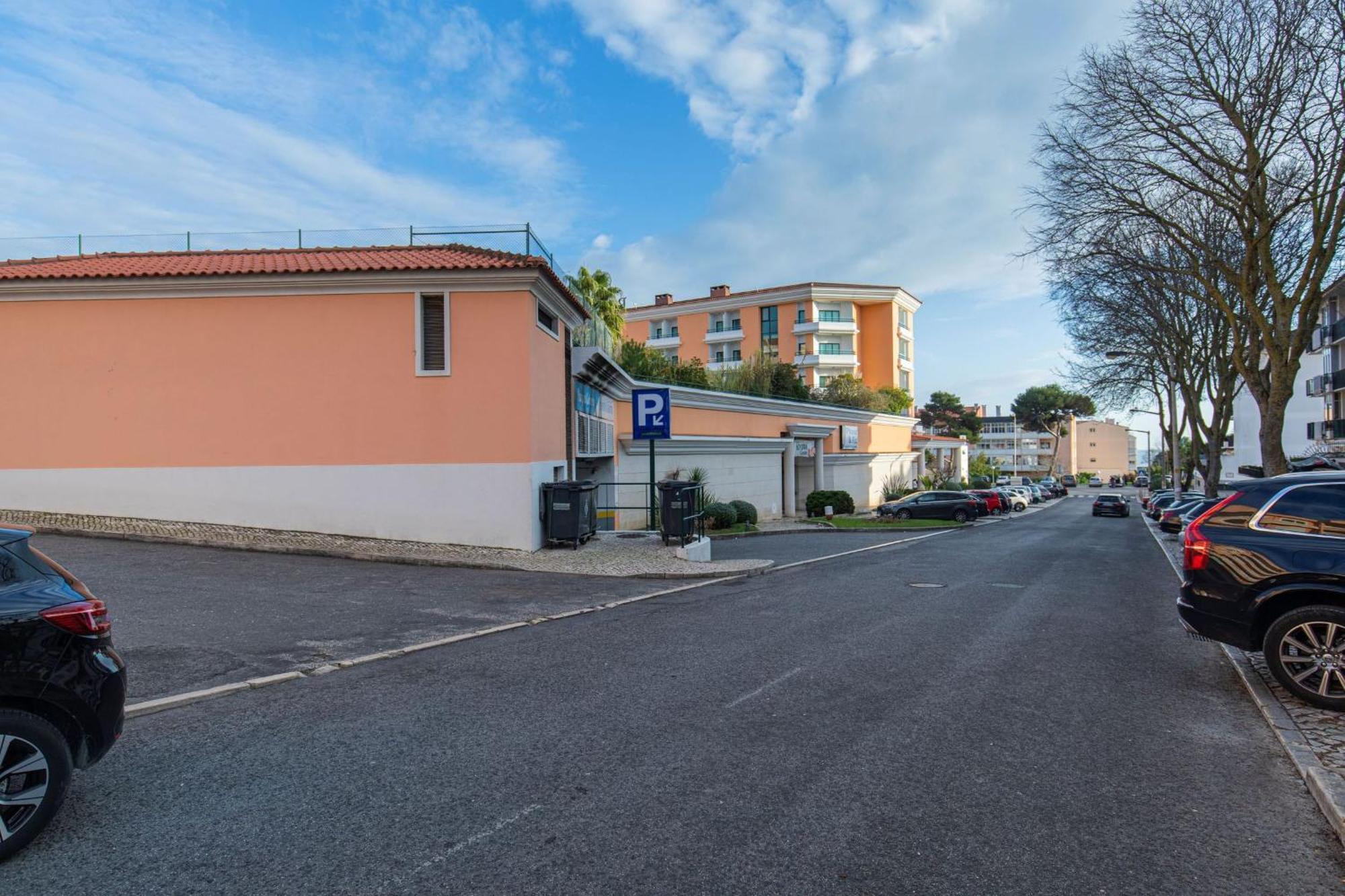 Deluxe 2Bdr Apartment In Carcavelos By Lovelystay Exterior photo