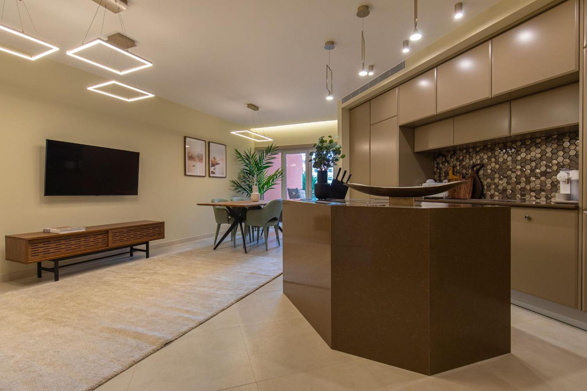 Deluxe 2Bdr Apartment In Carcavelos By Lovelystay Exterior photo